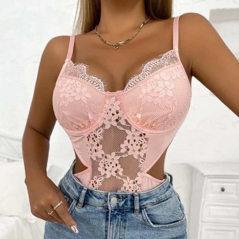 Cami Contrast Lace Bodysuit - Picture 2 of 7